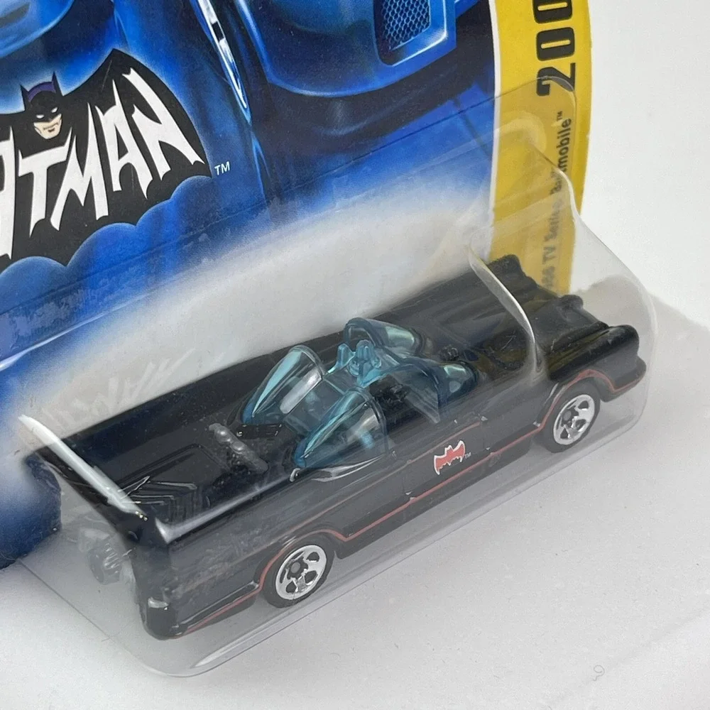 Hot Wheels 1966 TV Series Batmobile 2007 New Models 1:64 Diecast‎ Car